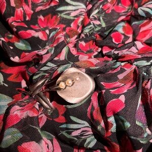 Vintage Sterling Silver brooch with pearls